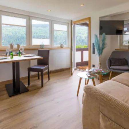 Otto Apartment *